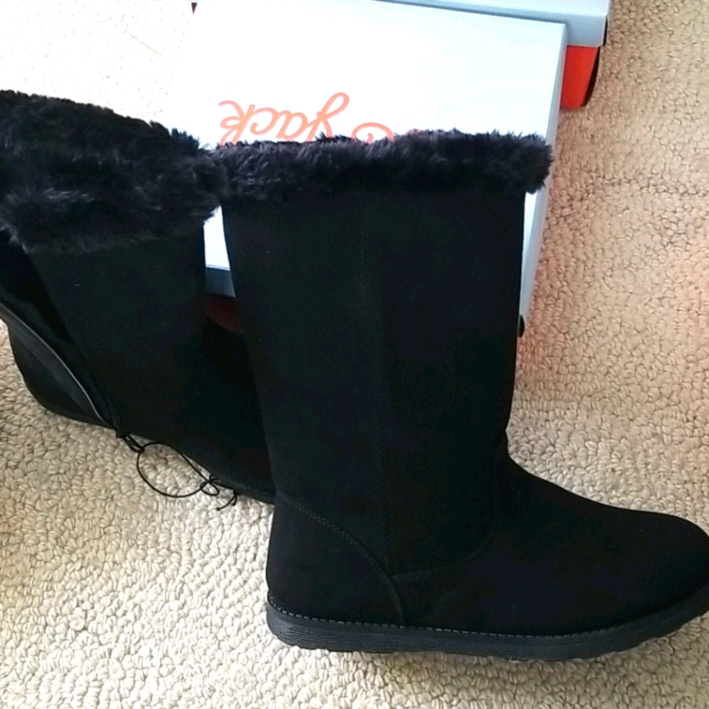 5 🍇NEW Black Boots